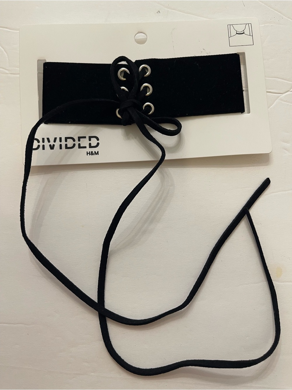 H&M Choker Necklace Black Velvet Lace Up Grommets NWT Y2K Goth